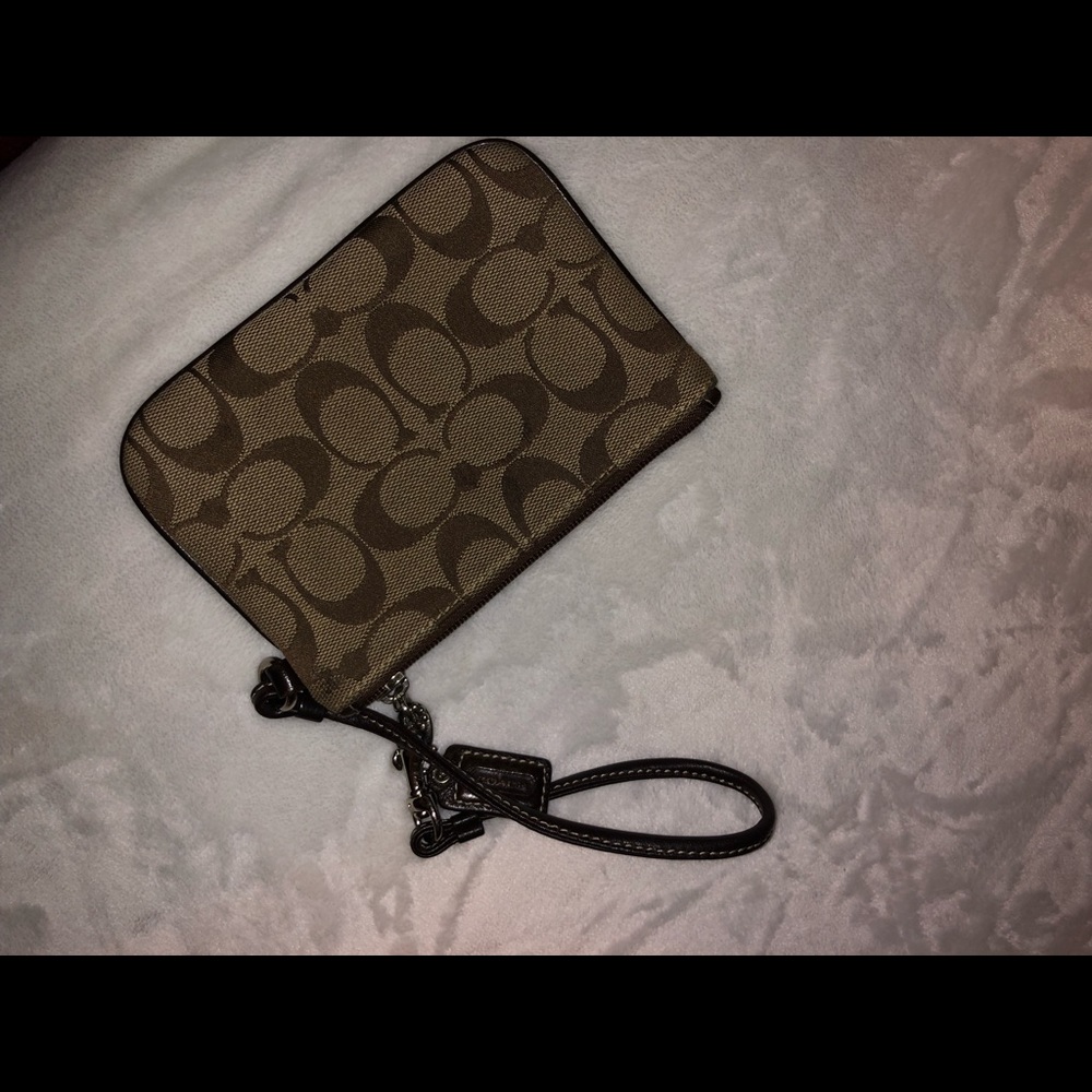 Coach wristlets - Picture 2 of 2